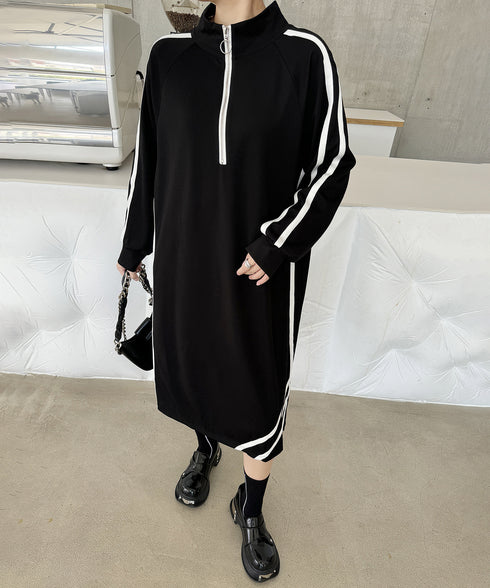 Line Zip Dress